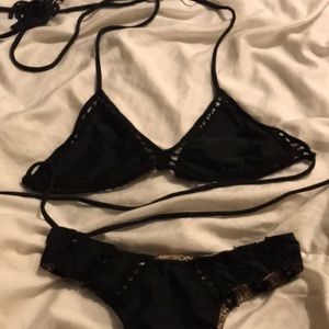 Acacia Swimwear Storm Andy tip size medium